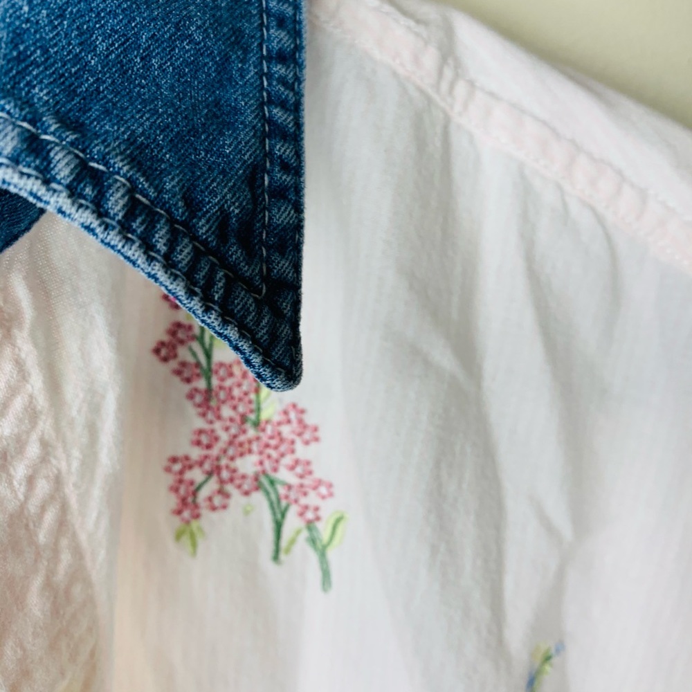 Embroidered button down shirt - Picture 3 of 3